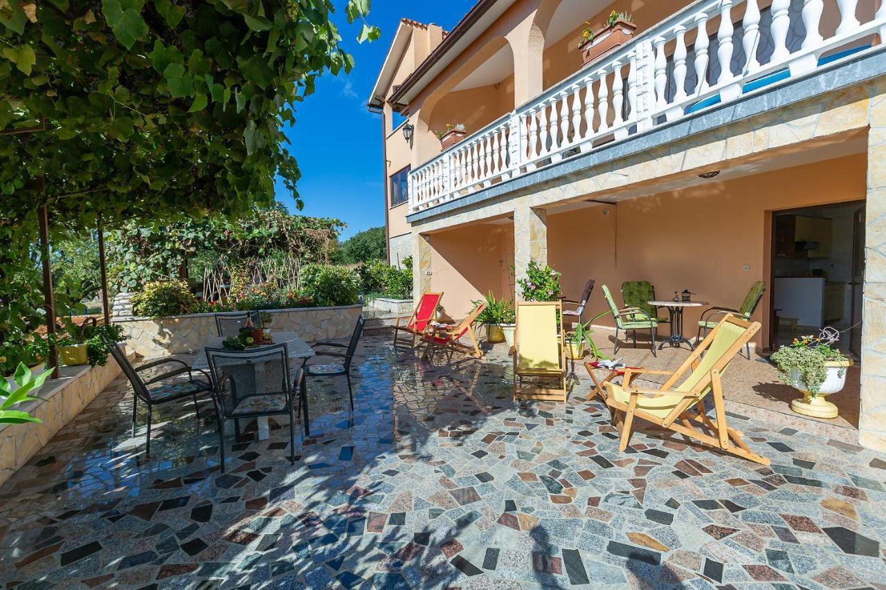 Apartments Alice Green Oasis - Porec Esterno foto