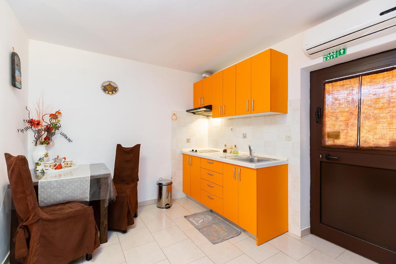 Apartments Alice Green Oasis - Porec Esterno foto